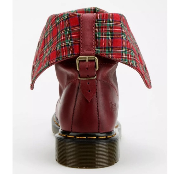 Dr. Martens Aimelie Aimilita Triumph Plaid Fold-Over 9-Eye Boot Red Leather 9 - Picture 10 of 13